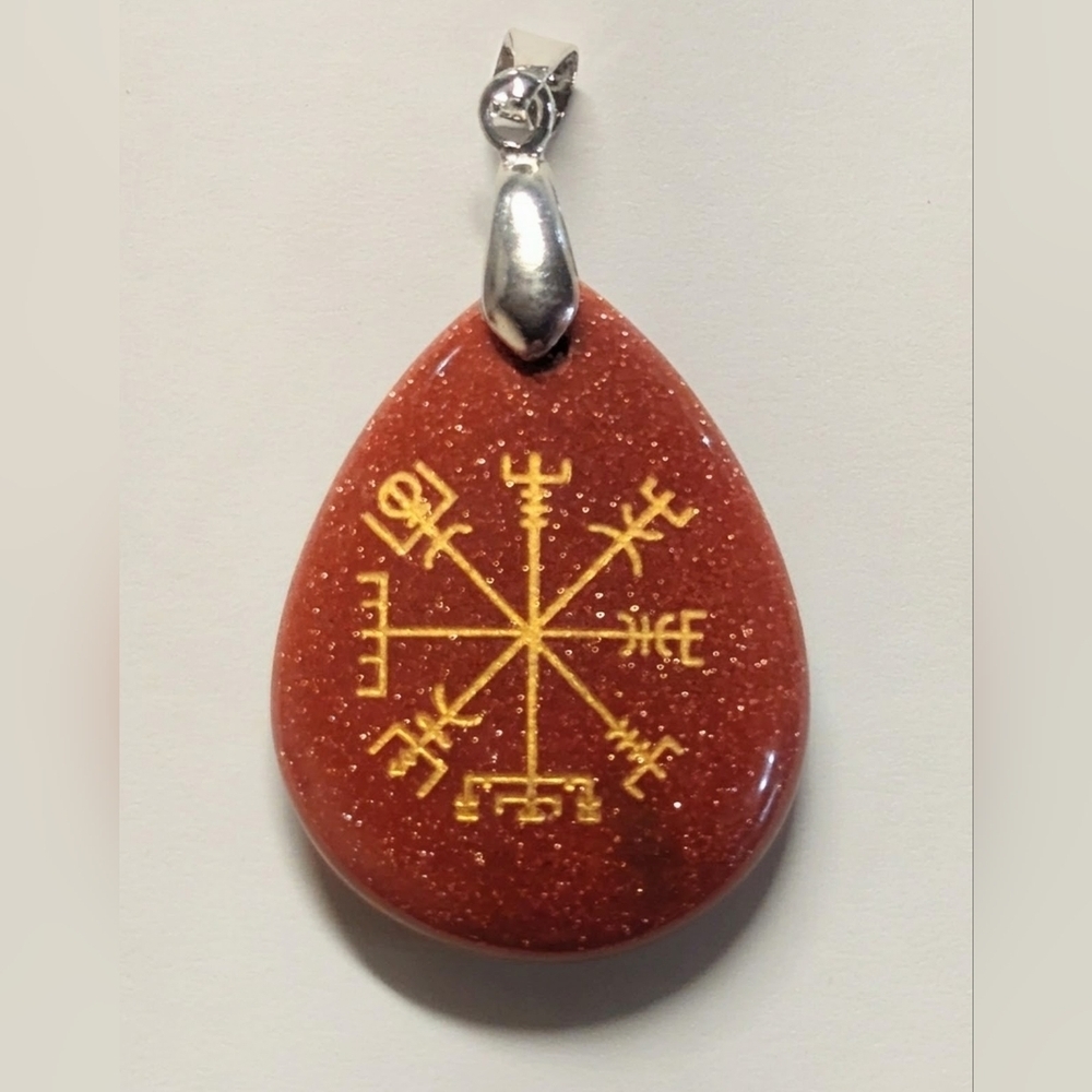 Pendant--Vegisir (vigisir) Compass on natural stone, UNISEX